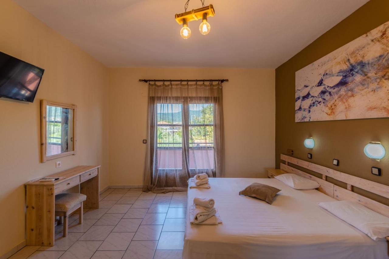 Natasa Hotel Szkála Potamiász Kültér fotó
