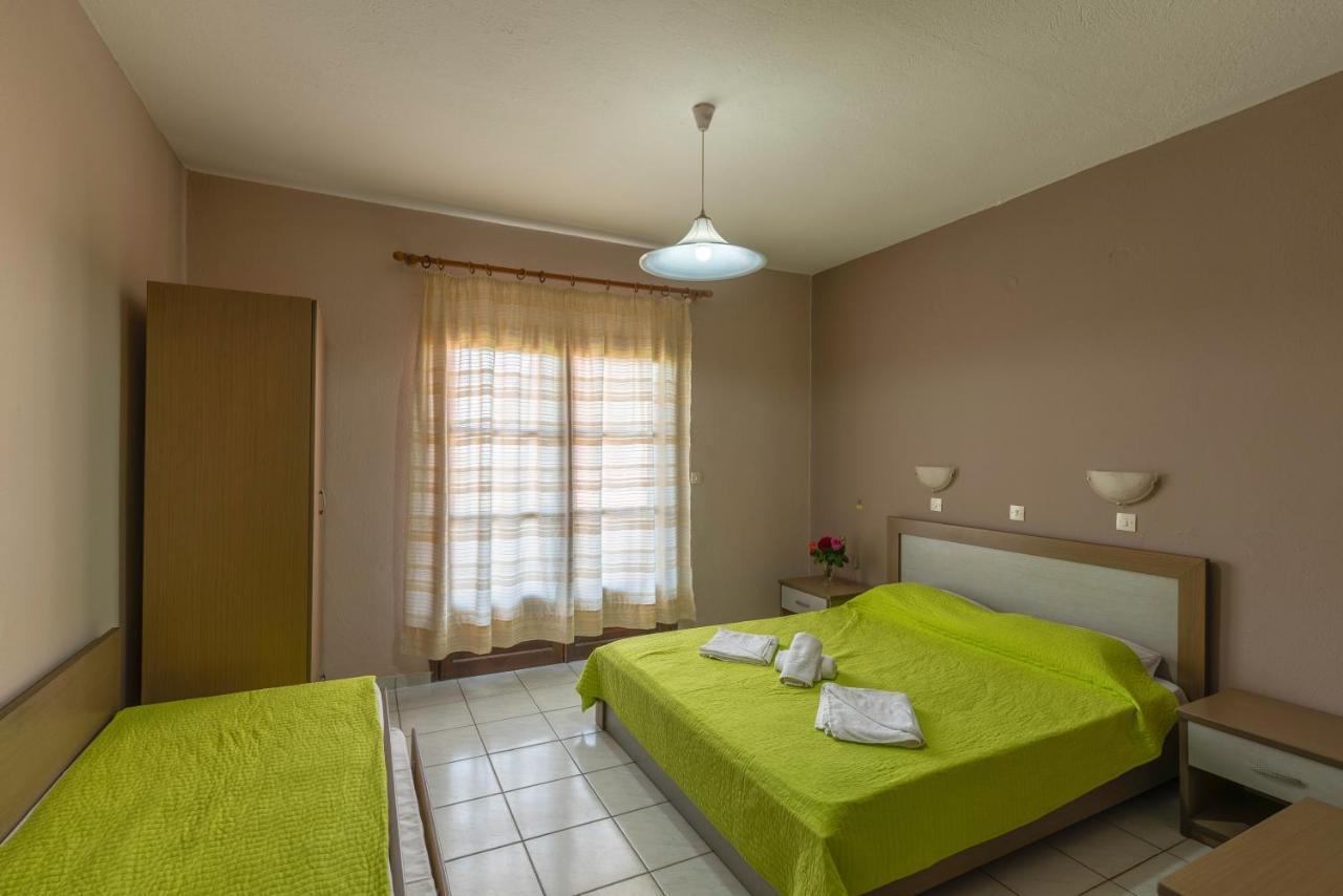 Natasa Hotel Szkála Potamiász Kültér fotó