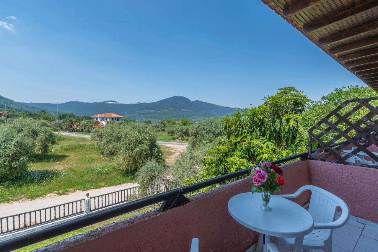 Natasa Hotel Szkála Potamiász Kültér fotó
